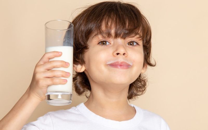 Những giai đoạn uống sữa giúp trẻ phát triển một cách tốt nhất